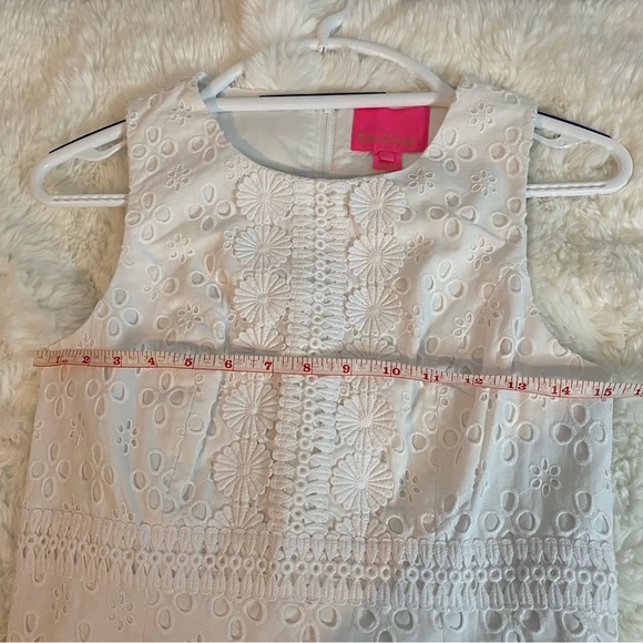 Lilly Pulitzer Resort White Floral Eyelet Preppy Summer Dress in Size 2 - Picture 6 of 8